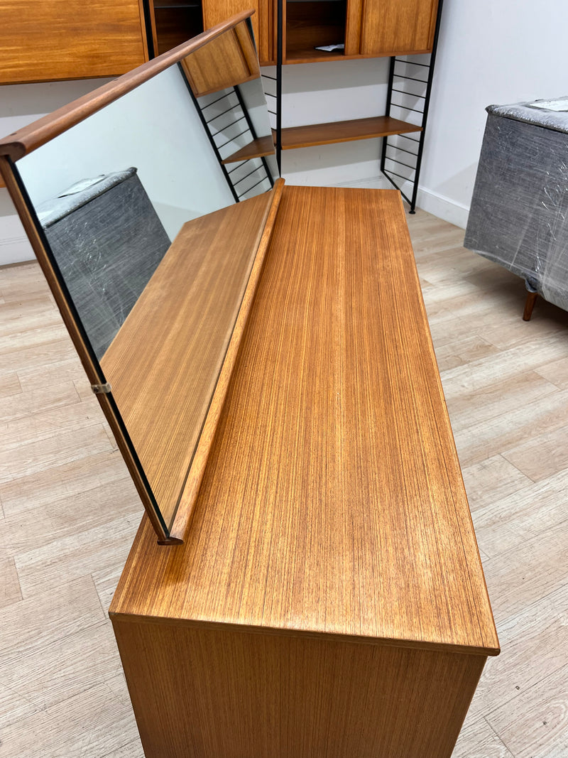 Dresser/Vanity mid century by William Lawrence