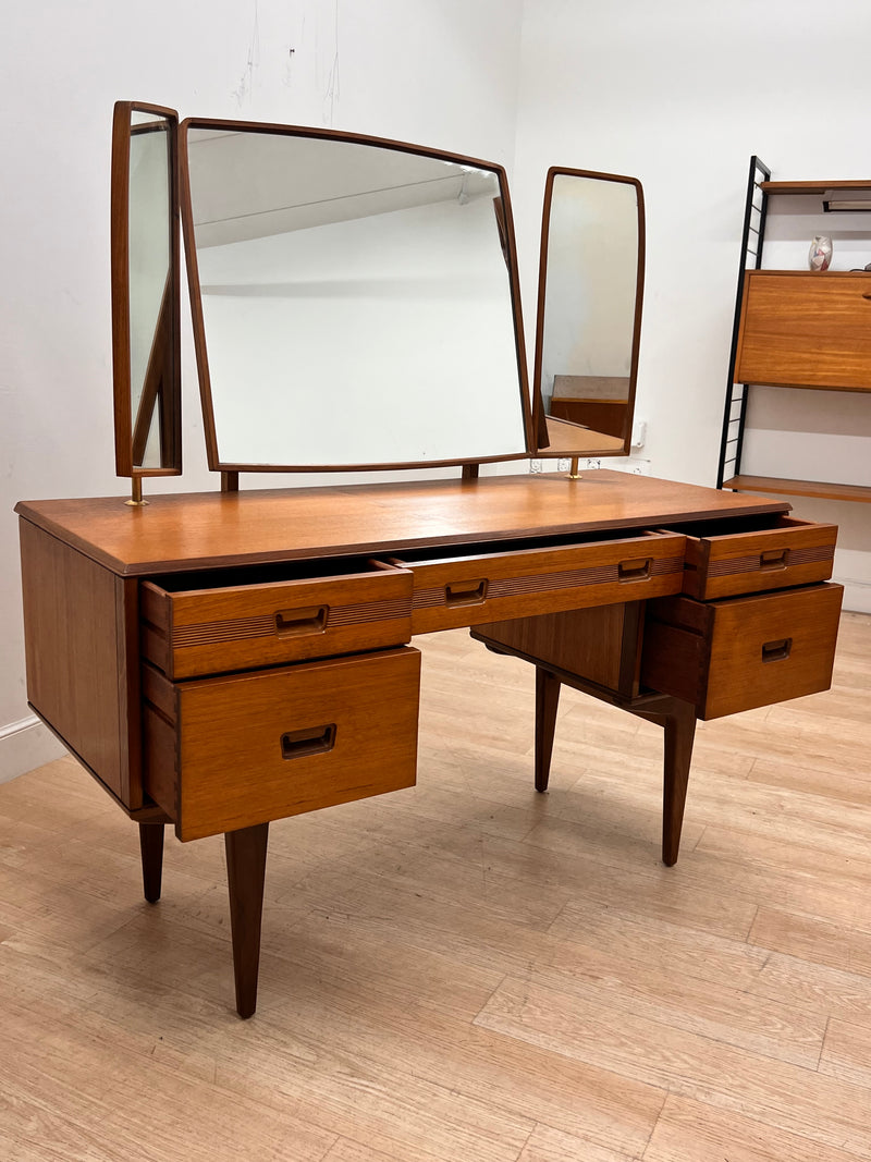 Triple Mirror Vanity by Butilux Furniture